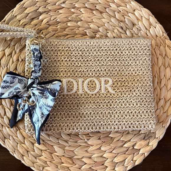 Beautiful Dior Beauty Pouch - Picture 1 of 7